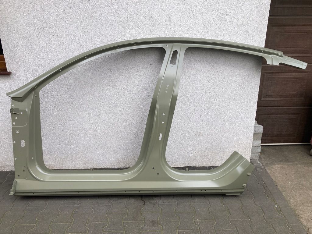 фото №1, Tesla y обшивка бічний ліва 1511000-sc-a поріг