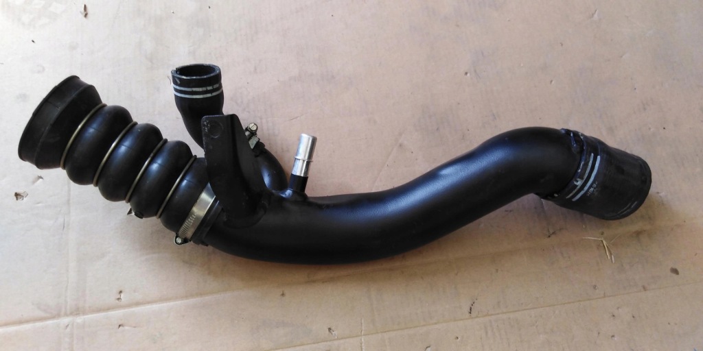 фото №5, Ferrari f8 труба шланг впуск воздуха 318185 337903