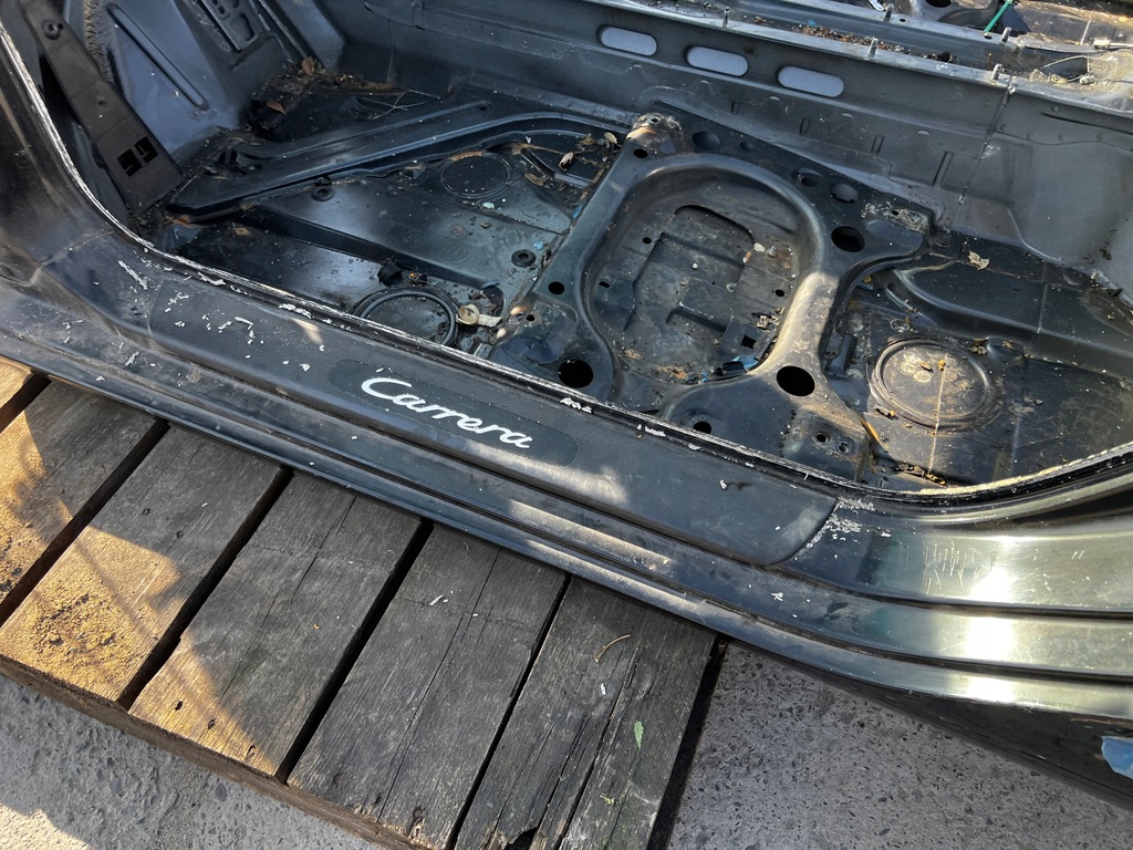 фото №16, Кузов рама комплектна піддон чверть porsche carrera 911 996 cabrio