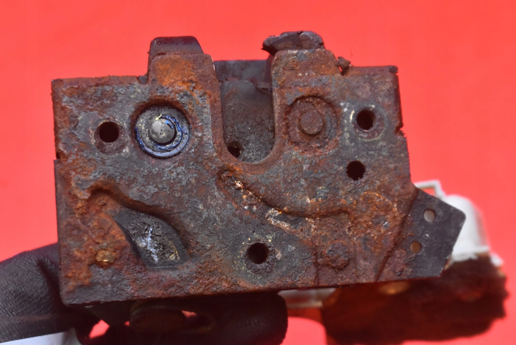 фото №8, Замок кришки задня багажника ford galaxy mk1 1 i 00-06