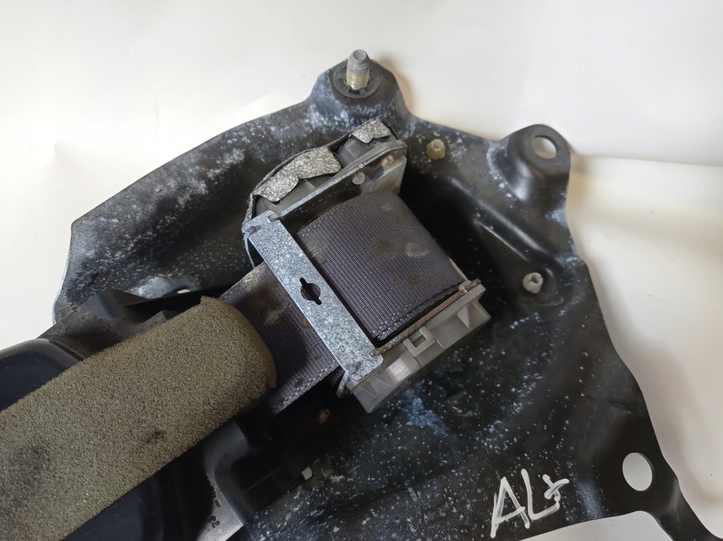 фото №5, Pas безопасности середина задняя rav4 ii 2002