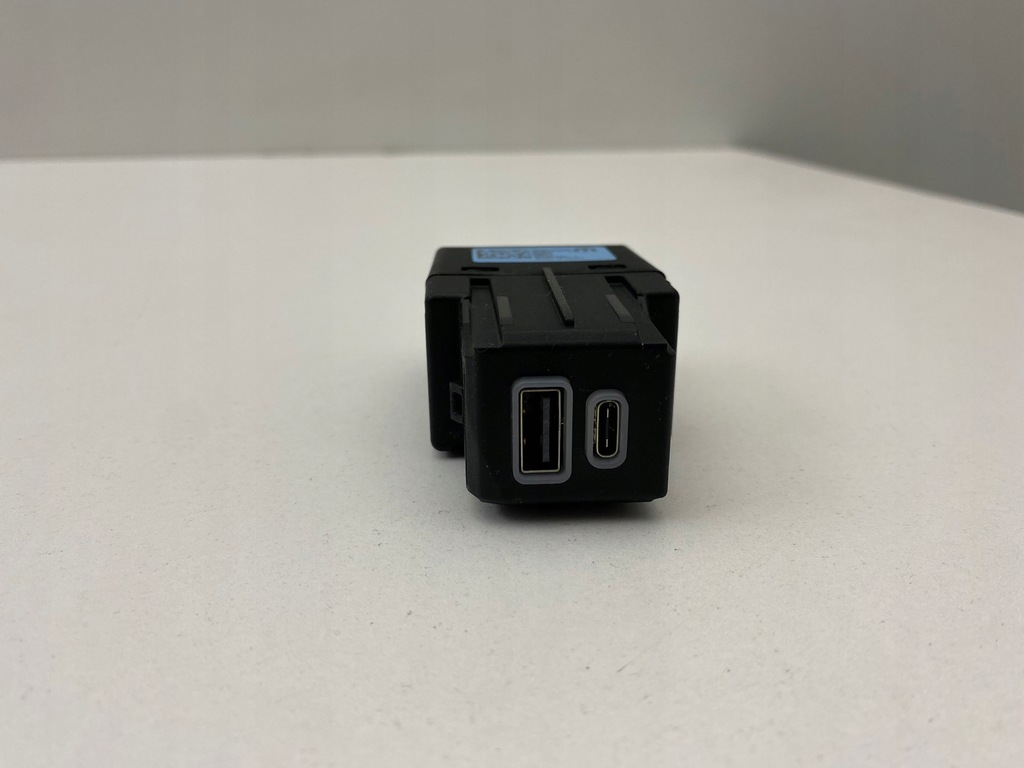 фото №1, Jeep compass grand wagoneer роз'єм usb usb c