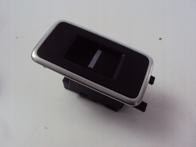 фото №3, Панель скло правий перед range rover vogue 2013-