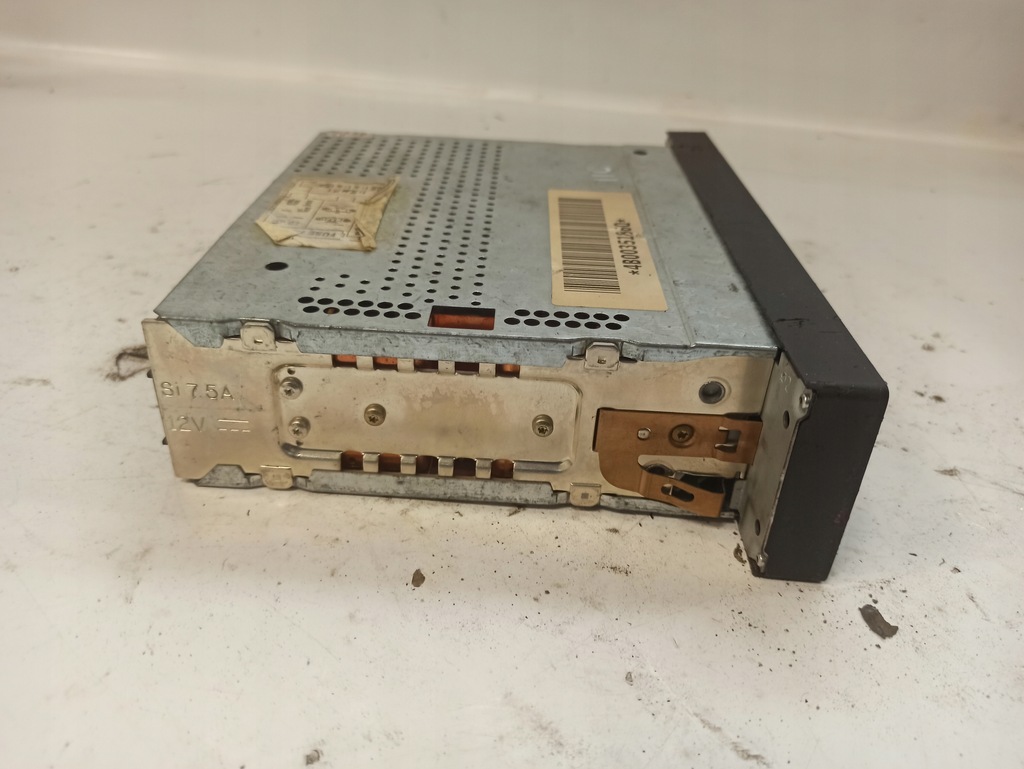 фото №9, Audi a6 c5 lift радиопроигрыватель радио concert 4b0035186q