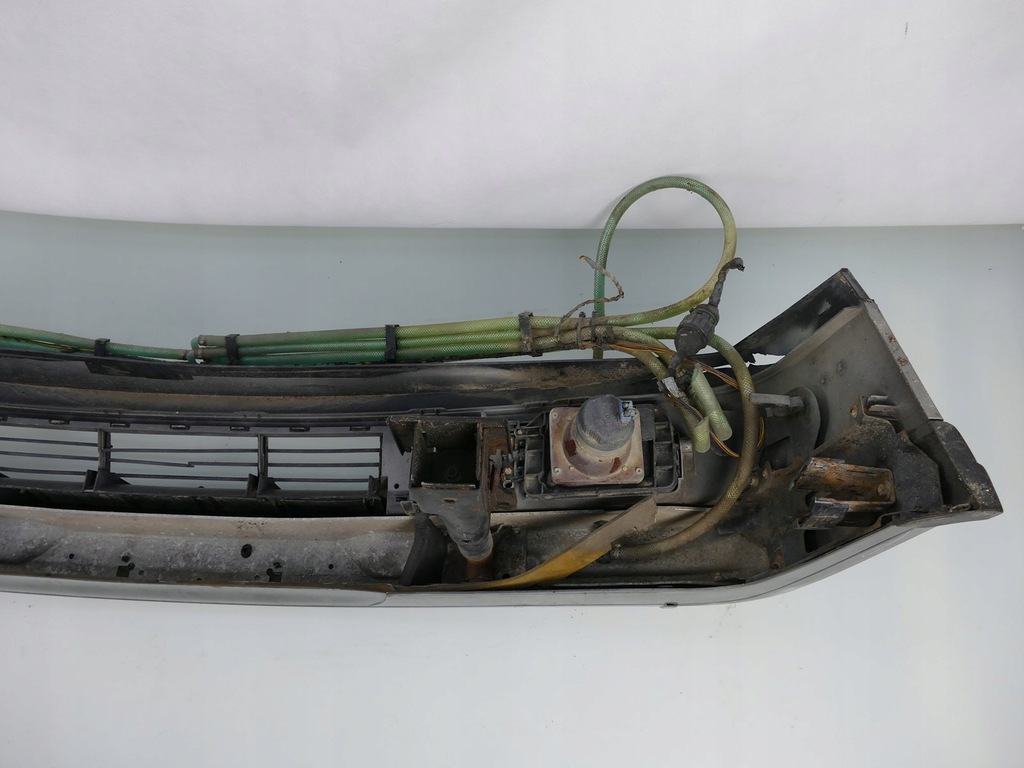 фото №12, Bmw e32 3.5 бампер перед протитуманна фара вузький решітка радіатора 203