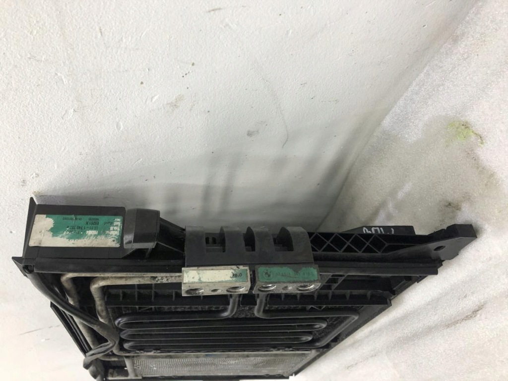 фото №14, Радіатор комплект bmw e39 4.4 v8 набір 1740787