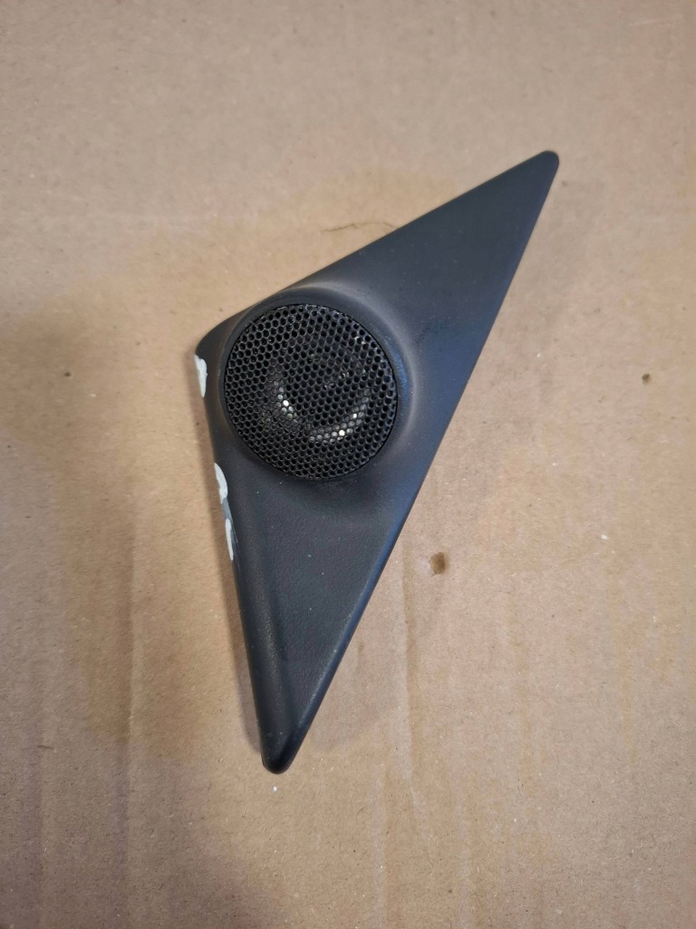 фото №1, Hyundai coupe iii трикутник двері правий перед 82528-2c001