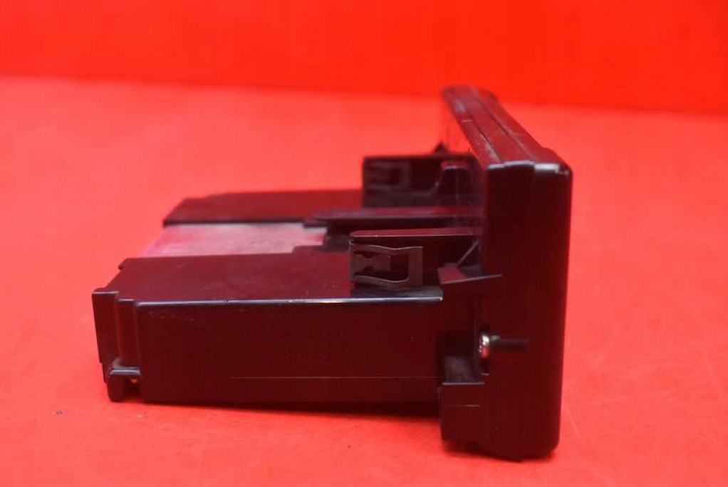 фото №5, Дисплей 30797719 volvo v50 03-11