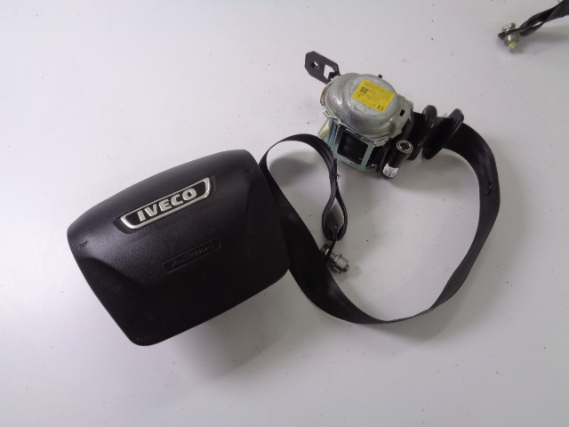 фото №2, Подушка подушка безпеки водія натягувач поперечина iveco daily iv 2018 rok