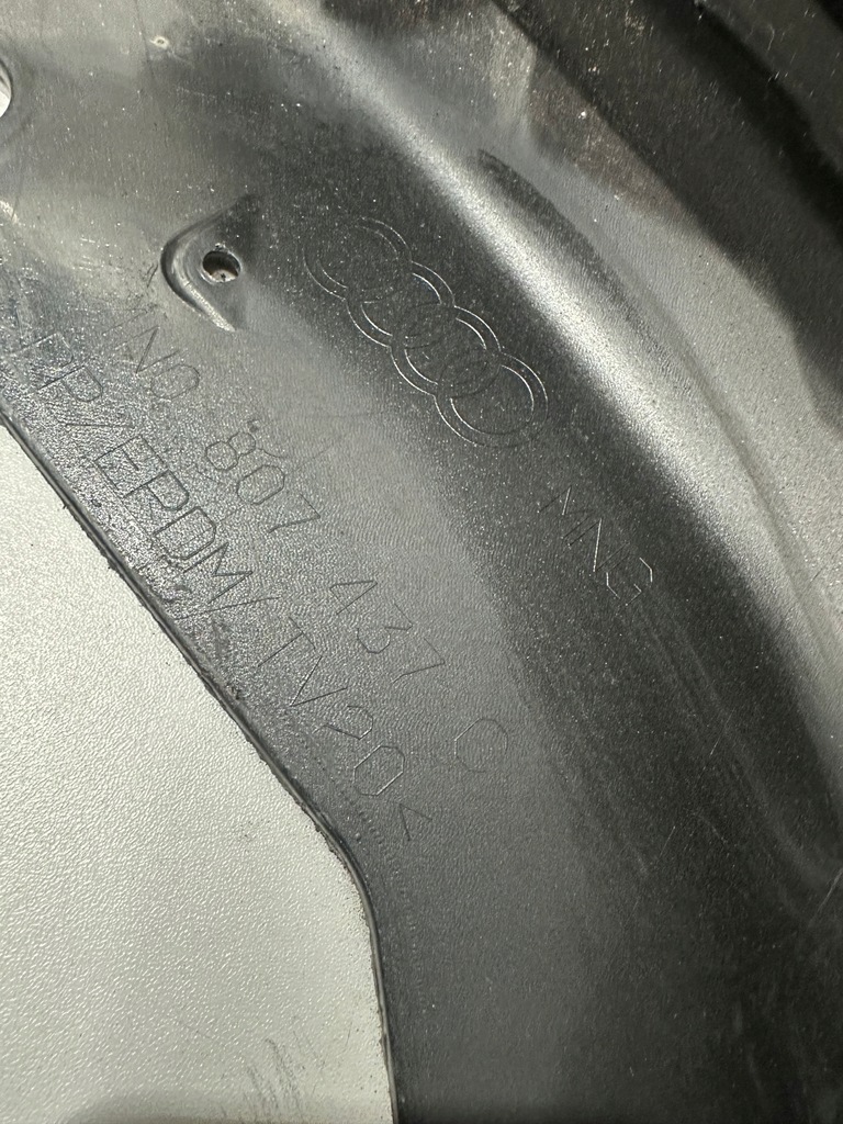 фото №16, Audi a8 s8 d5 4n s-line бампер перед решётка радиатора 4n0807437c