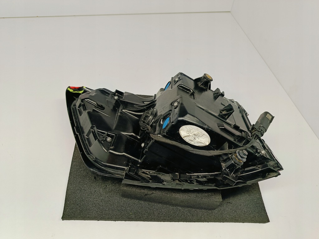 фото №14, Polestar ii 20- лампа права задня правий задня led 31108941