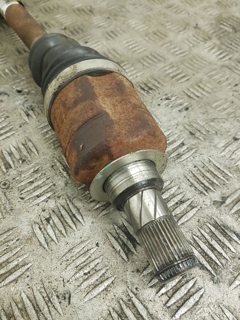 фото №2, Приводной вал левая передняя renault clio 4 391017922r