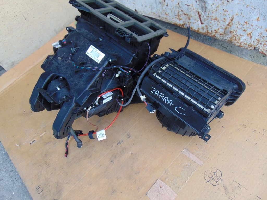 Отопитель кондиционера opel zafira c 13424457 европа Недорого