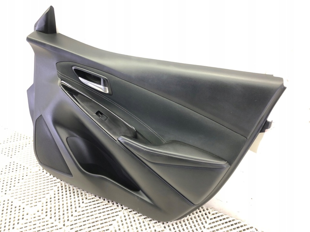 фото №2, Обшивка дверь правый перед mazda 2 dl хэтчбек обивка