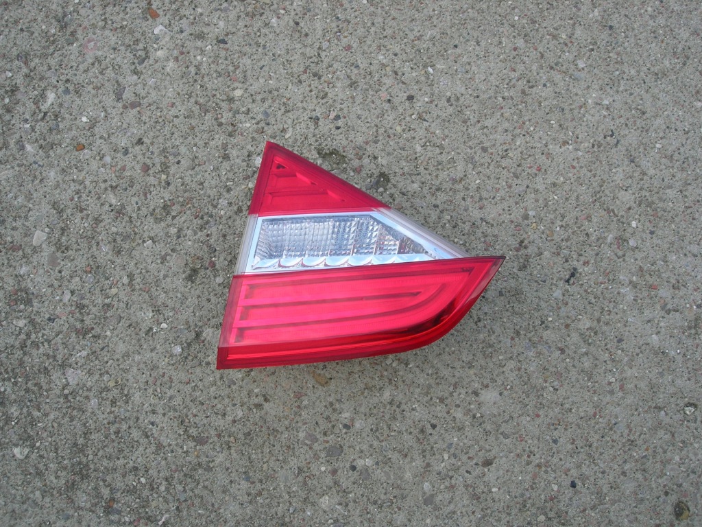 фото №1, Лампа r задня w кришка skoda superb ii sed 3t5945094b