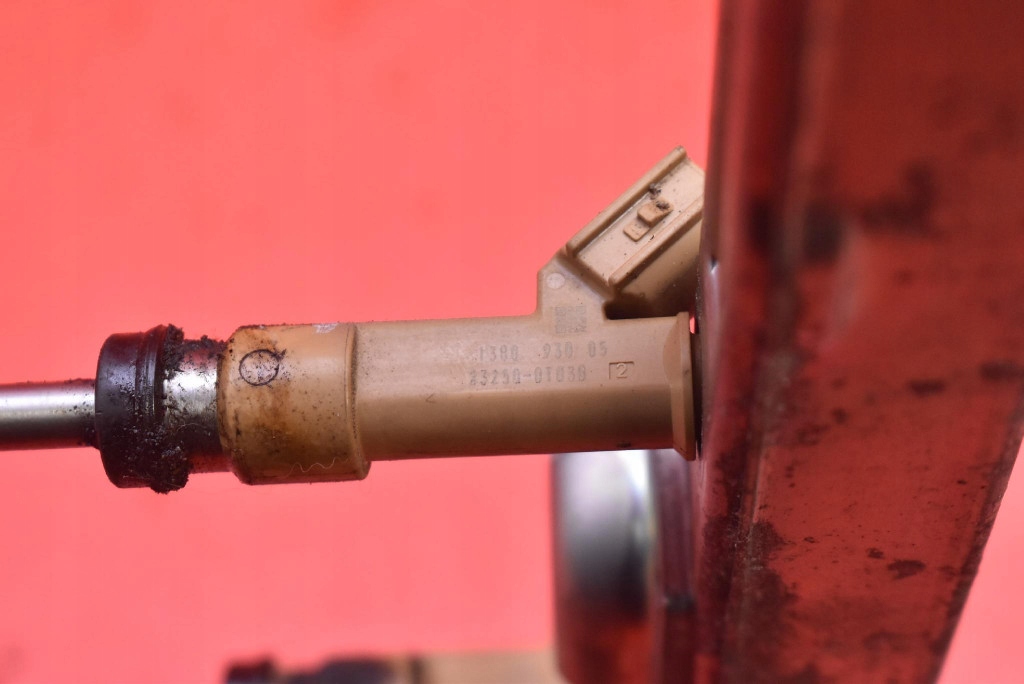 фото №7, Молдинг упорскування форсунки toyota verso 1 i 1.8 16v 150 km 09-13