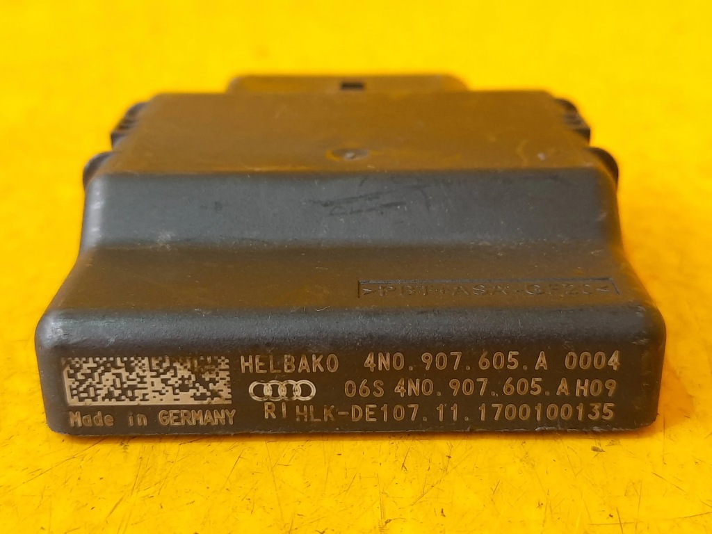 фото №1, Audi a8 d5 блок управления модуль 4m0907605a
