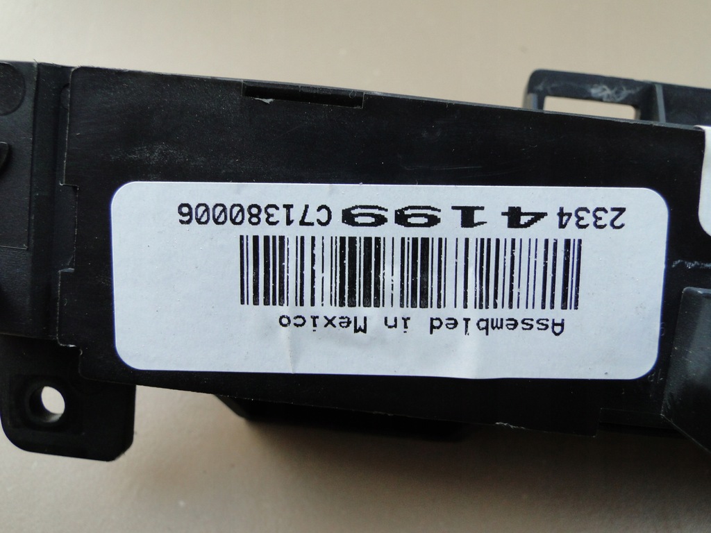 фото №8, Chevrolet colorado панель керування