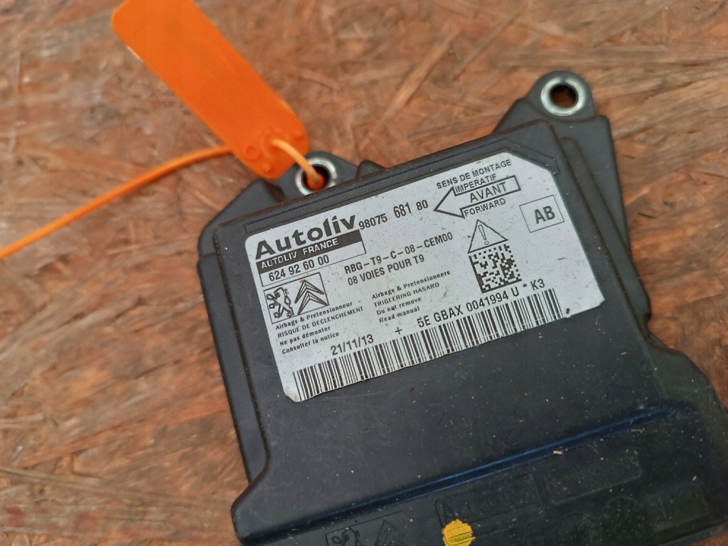 Модуль датчик подушка безпеки peugeot 308 624926000 620504800 Недорого