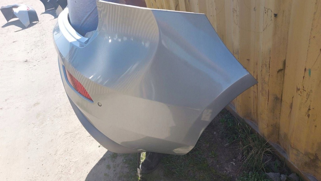 Volvo v40 ii r-design 11-16 бампер задняя задний pdc kompletny Недорого