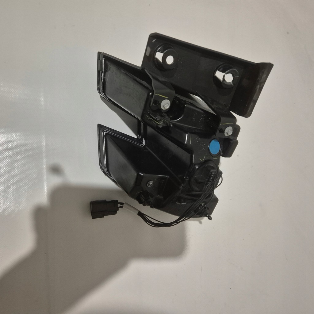 фото №8, Ford mustang mach e лампа ліва задня задня europa lj8b13405ag