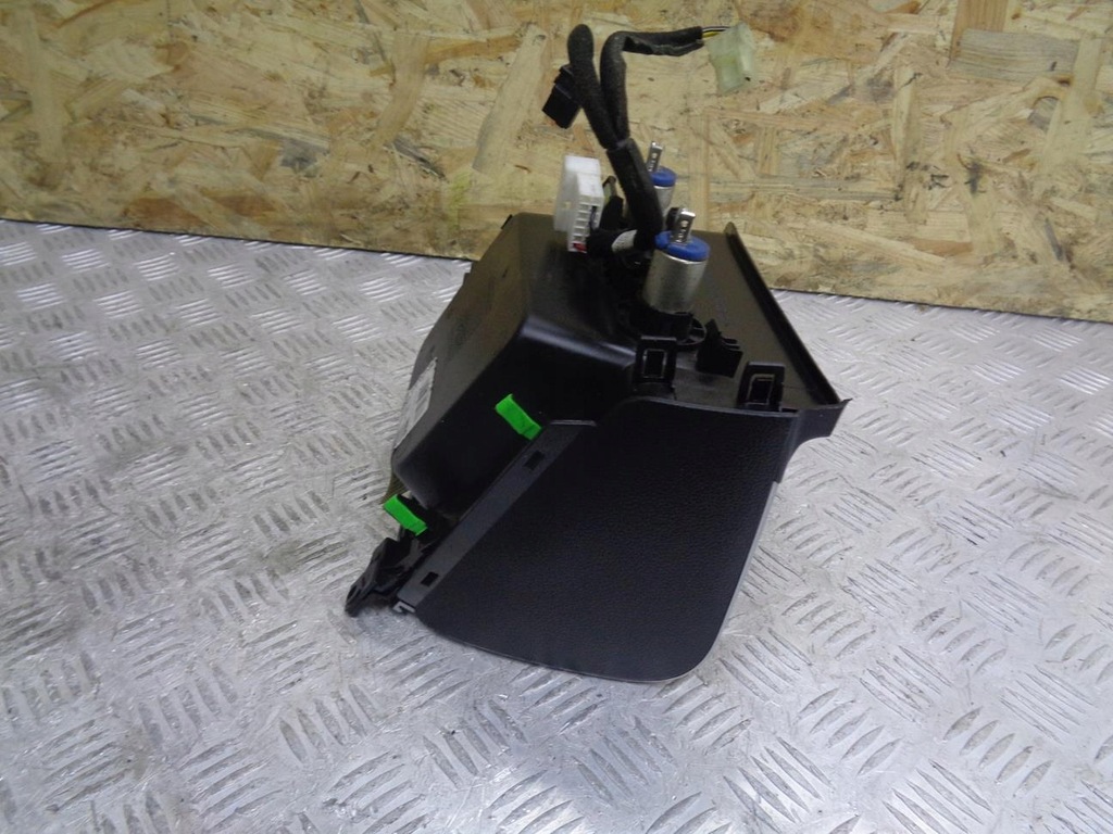 фото №7, Полиця бардачок консолі середній kia ceed 2 ii 2012- 84631-a2300 93310-a2000