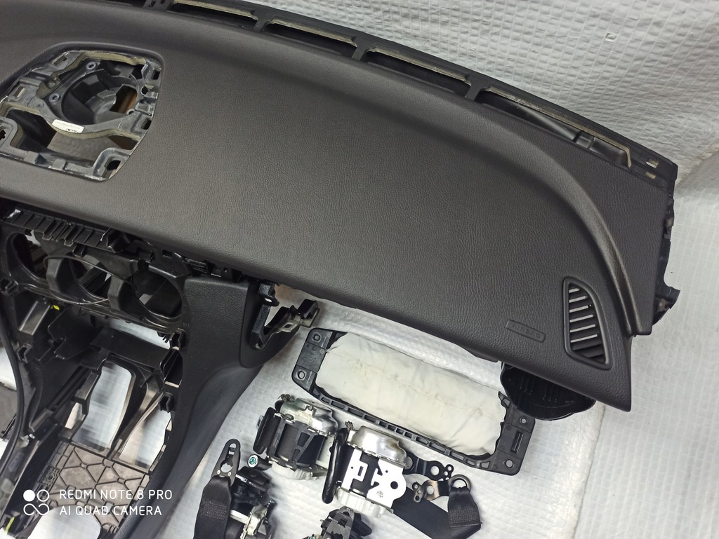 фото №5, Панель приладів консоль панель приладів mercedes c-klasa w205 подушка безпеки