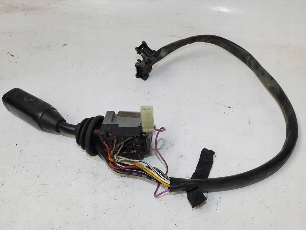 фото №8, Man 18.272 1995r перемикач двірник