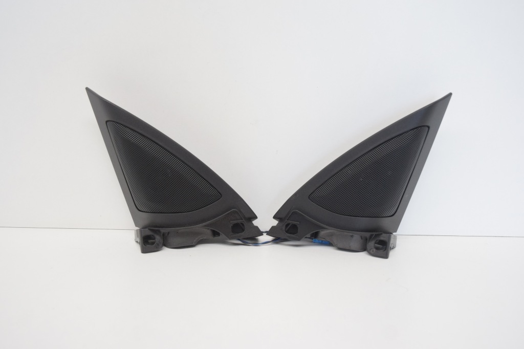 фото №1, Рамка правая левая защита динамика дверь bmw 4 g22 g23 m4 g82 g83