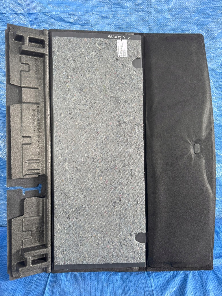 фото №3, Підлога обшивка багажника renault megane v e-tech 849046090r