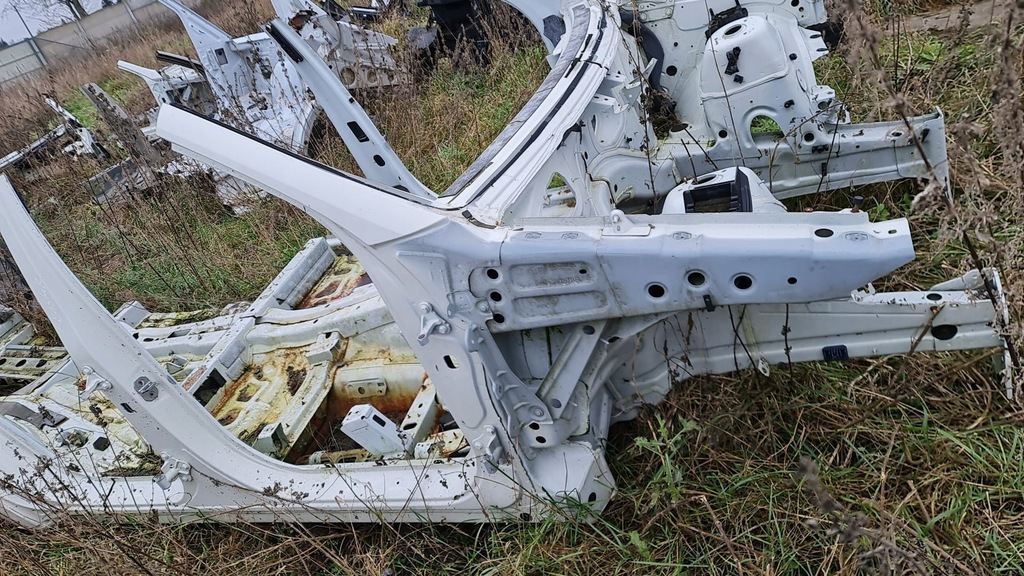 фото №1, Mercedes gl w164 чверть правий перед