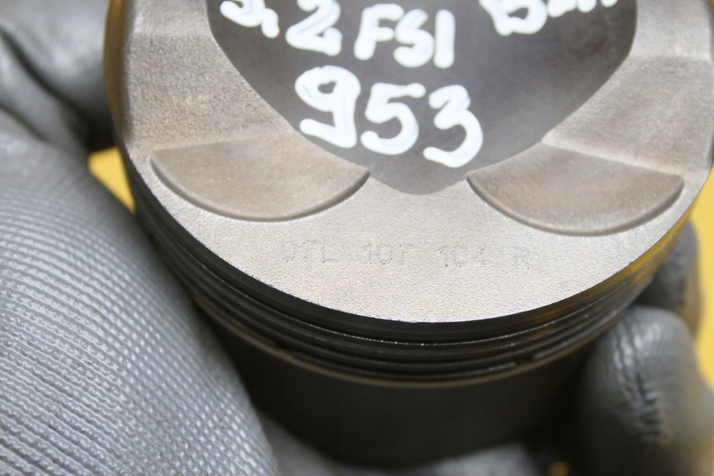 фото №11, Поршень шату́н шатун s6 c6 5.2fsi bxa 07l107104r