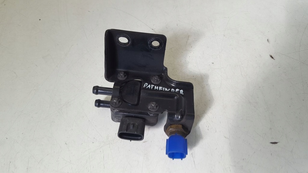 фото №1, Клапан dpf 1049901330 nissan pathfinder r51