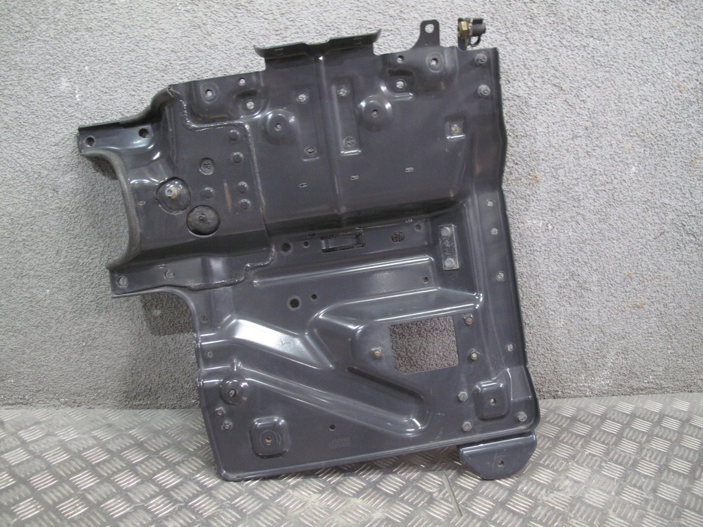 фото №1, Лист кронштейн подкрылок scania r s