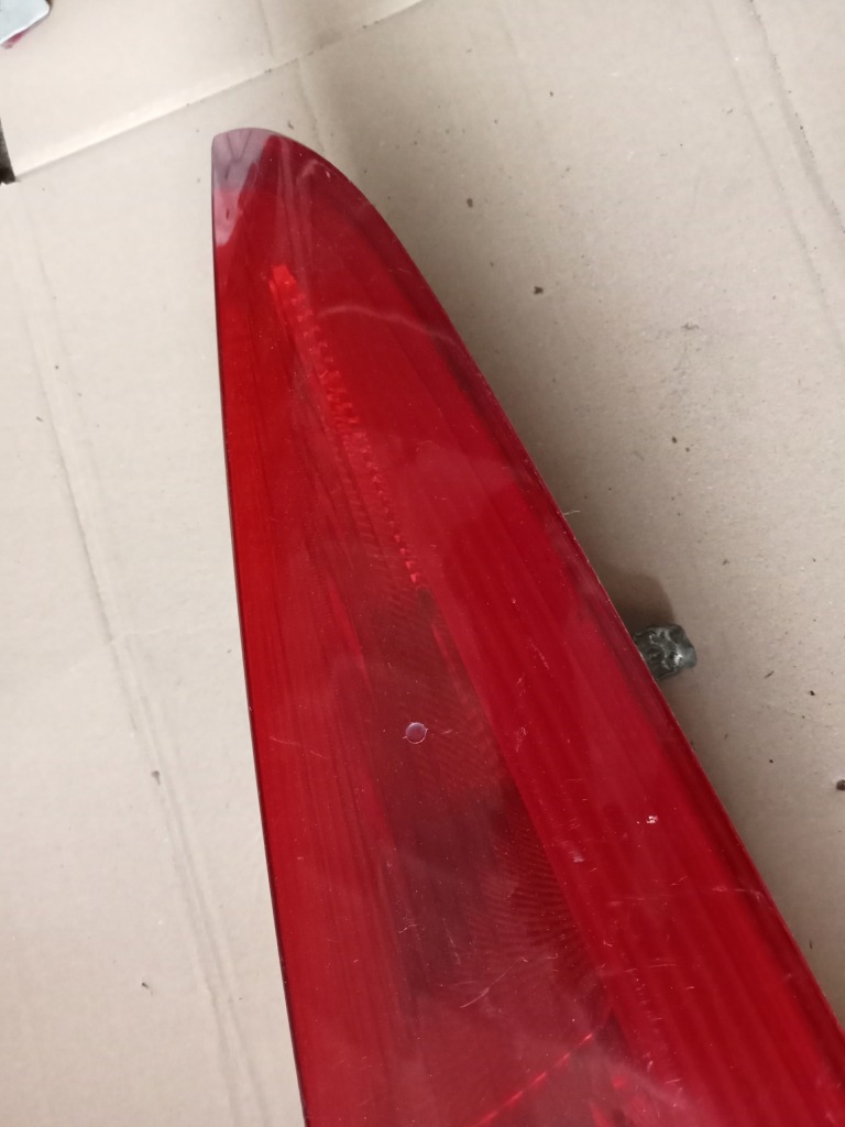 фото №4, Fiat punto 2 ii лампа права задня