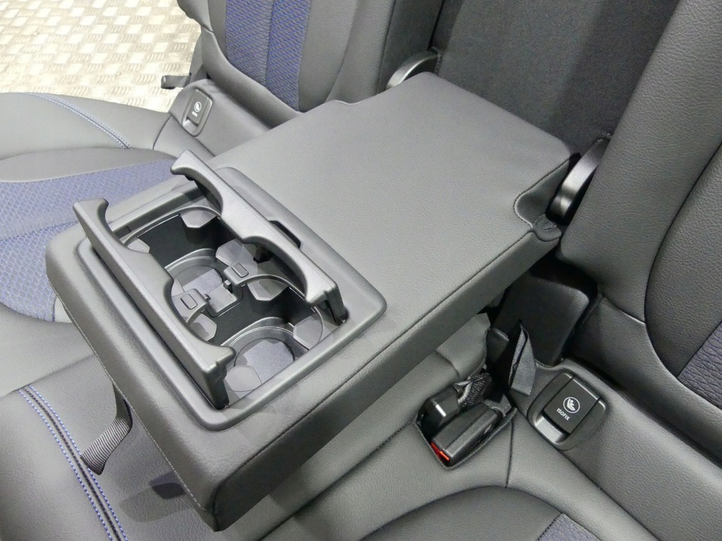 фото №13, Bmw x2 f39 обивка m sport сиденья подогрев заднее сиденье обшивки туннель коврики