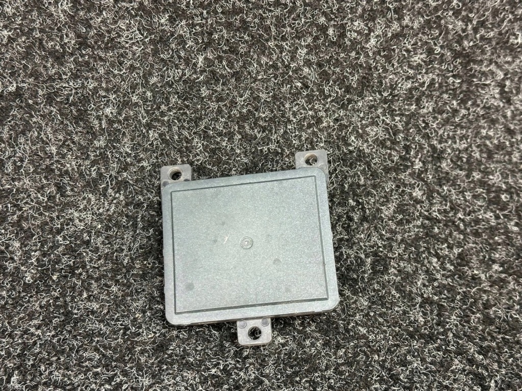 фото №1, Vw golf viii 8 радар датчик distronic acc 5wa907561 5wa907572a