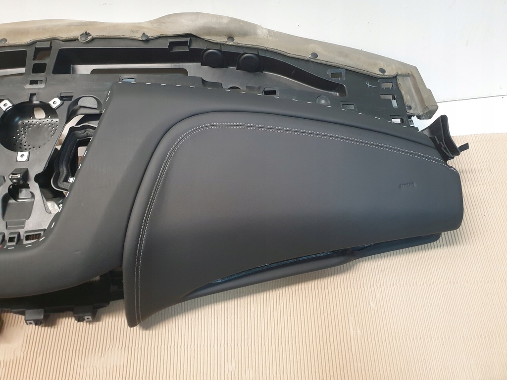 фото №4, Консоль панель приладів подушка безпеки 2x maserati levante шкіра