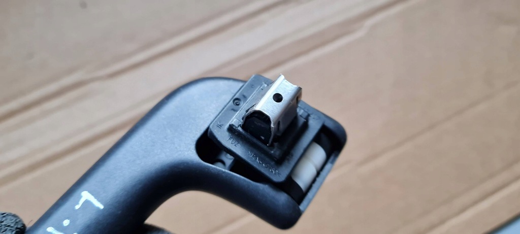 фото №11, A4 b9 8w lift ручка потолочный левая левый задняя sline czarna 8w0857607a a5 8w