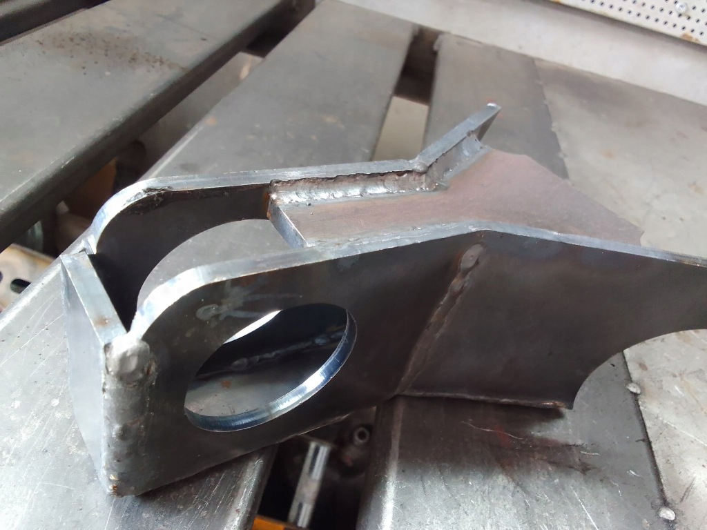 Купити Кронштейн верхнього важеля dana 30 jeep xj zj 5mm!!