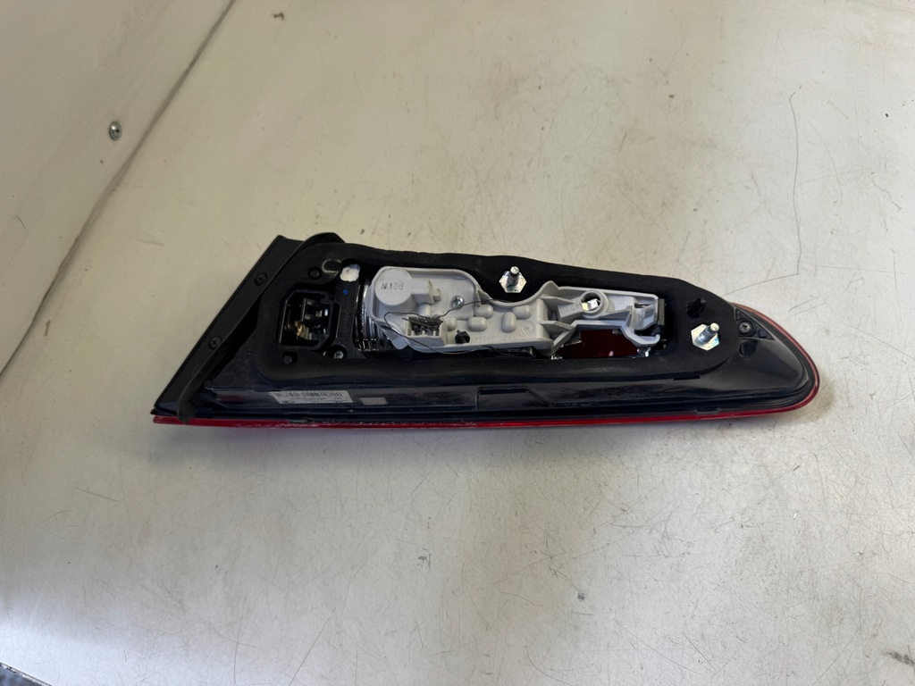 фото №10, Alfa romeo giulietta лампа лівий задня w кришка 50513401