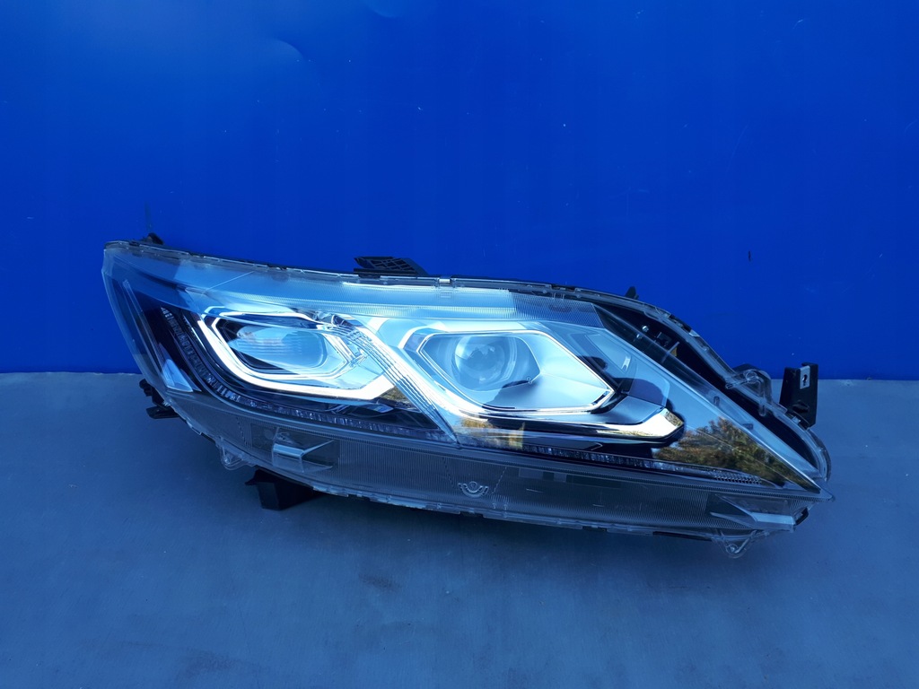 фото №1, Mitsubishi eclipse cross 17- full led лампа правая