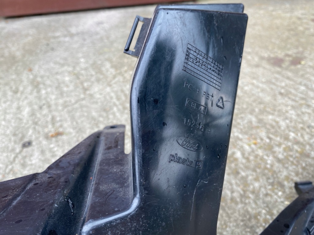 Підсилювач бампера перед 8v41-17e778-ad ford kuga mk1 Ціна