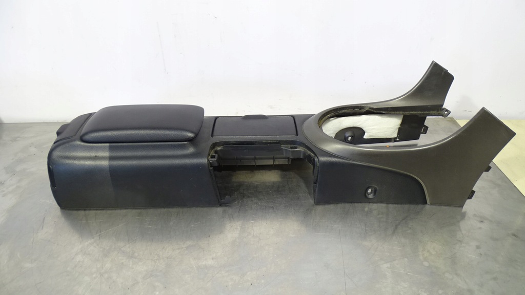 фото №1, Консоль середня lexus is200 2.0