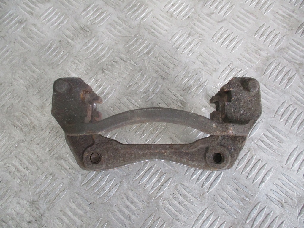 фото №9, Скоба перед 280mm hyundai i30 1.6 crdi 07-12 r.