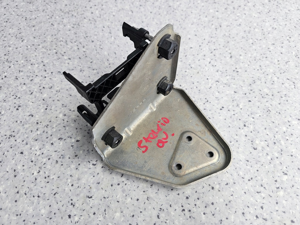 фото №1, Alfa romeo stelvio qv кронштейн кронштейн корзина радара