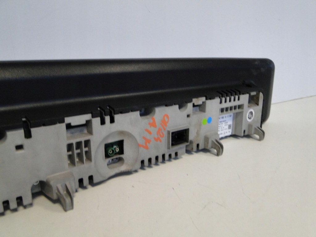 фото №7, Mercedes b klasa 247 gla glb 247 eqc n293 лічильник дисплей екран монітор