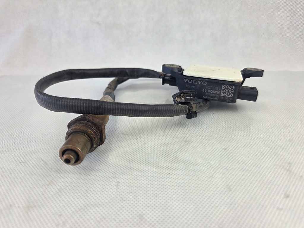 фото №1, Volvo v60 iii xc60 ii 2018 датчик лямбда-зонд 32203033