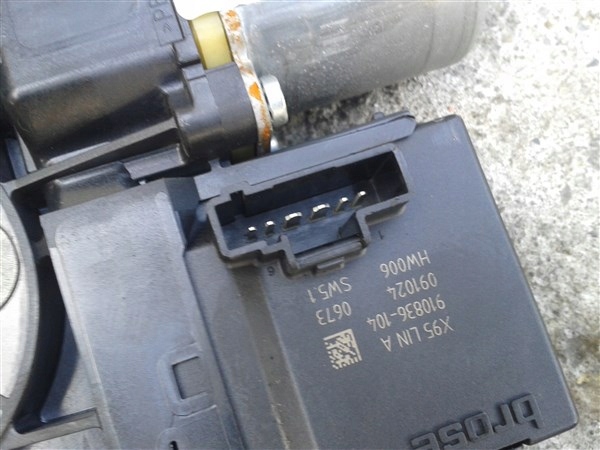 фото №4, Моторчик правый задний renault scenic 3 iii eu