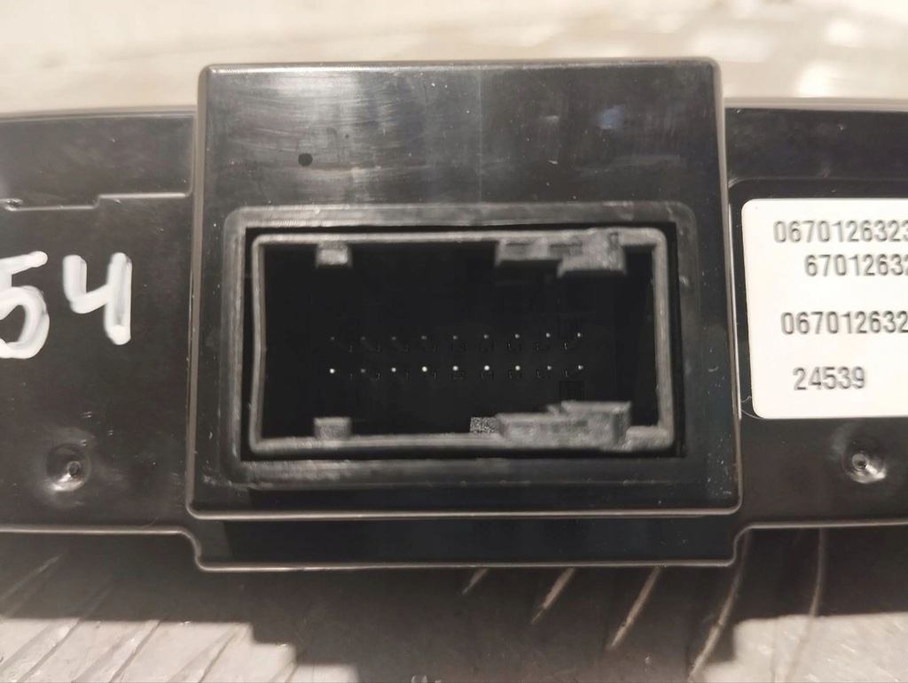 фото №6, Maserati levante 2019 панель кондиционера 06701263230